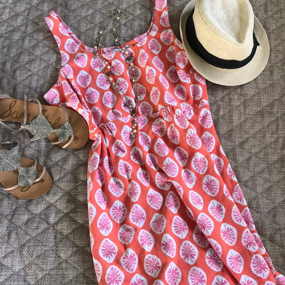 Tommy Bahama pretty summer dress! Size large. Smoke free home.